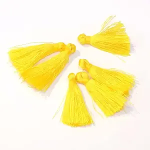 Perles Corner Pompon Gland 30 mm 6 pcs Jaune