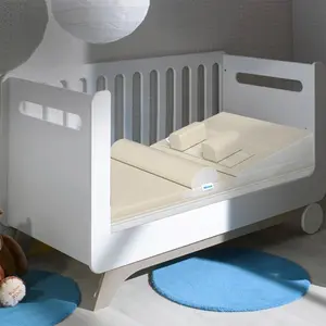 Minea Kit complet minea Bébé 60x120 cm Matelas Mousse hd + Accessoires pas cher