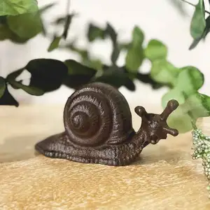 Escargot fonte 8x6x16cm pas cher