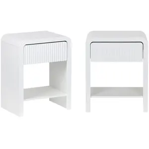 Sweeek Lot de 2 tables de chevet effet bois blanc rainuré 1 tiroir. 1 étagère pas cher