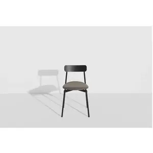 Chaise en hêtre noir tapissée 78 cm Fromme - Petite Friture pas cher