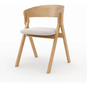 Chaise en bois d'hévéa et tissu beige - Rendez-Vous Déco pas cher
