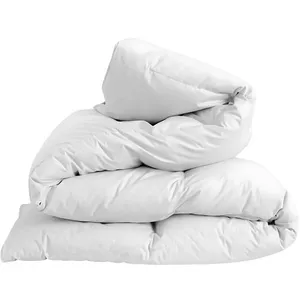 Couette 4 saisons france blanc 220 x 240 cm pas cher