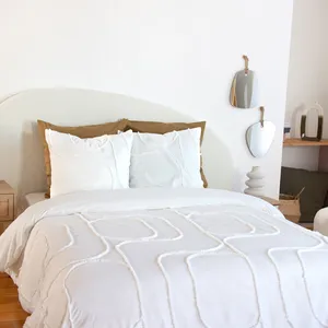 Parure de couette tuftées en coton lavé blanc 220 x 240 cm pas cher