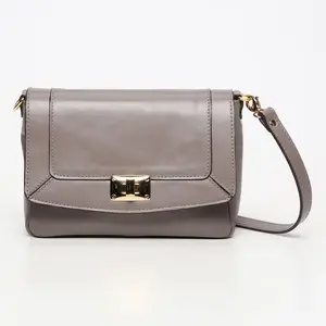 Abaco Paris - Sac bandoulière en Cuir de Vachette Gaby taupe - 21x15x7... pas cher