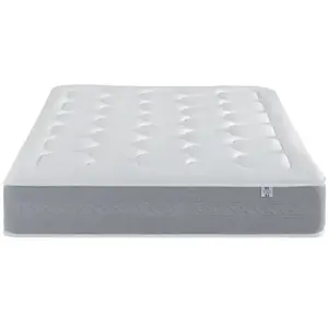 Matelas Douces Nuits Mary Mousse HR 50kg/m3 140x200 pas cher