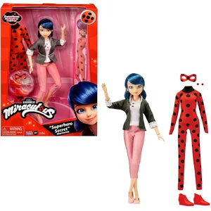 Miraculous Ladybug - Poupee mannequin 26 cm et ses deux tenues TU pas cher