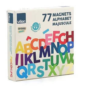 Vilac Coffret de magnets en bois - 77 lettres majuscules