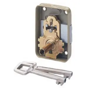 Comparateur de prix : Vachette Serrure sureté à 3 gorges 224 sur plaque 60/35 droite - - 11554000