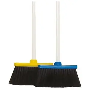 Comparateur de prix : Thomas Balai avec manche métal et fibre pvc pour enfant