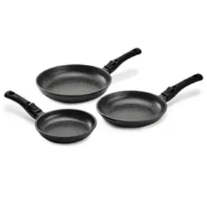 Comparateur de prix : Pradel Excellence - PCUI001032 - Lot de 3 Poêles en Fonte d'Aluminium Premium Ø20,24,28cm - Revêtement Anti-Adhésif Façon Pierre - Manches Amovibles - Tout Feu, Noir