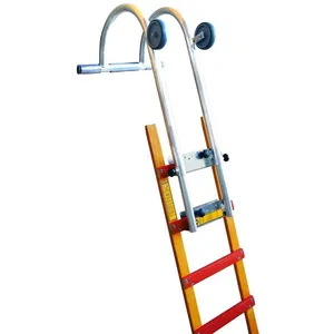 Comparateur de prix : CENTAURE Echelle de toit en bois Centaure - 480001