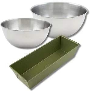 Fackelmann - Set pâtisserie moule à cake, 2 bols et 1 spatule pas cher