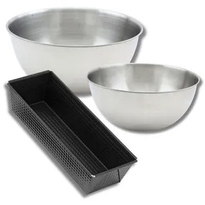 Lot de pâtisserie avec 1 Moule à Cake 30,5 cm, 1 spatule Zenker et 2 b... pas cher