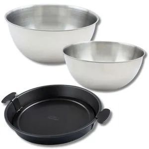 Ensemble comprenant d'un moule à gâteau Zenker, 2 bols à mixer en inox... pas cher