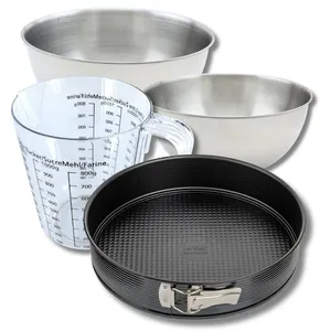 ZENKER Set pâtisserie avec moule à manqué de 28 cm, 2 bols à mixer, verre mes... pas cher