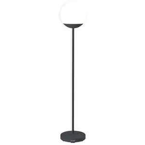 Mooon H. 134 ! Lampadaire avec batterie - 47 carbone FermobVendu parmanutan