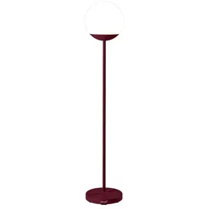 Mooon H. 134 ! Lampadaire avec batterie - B9 cerise noire Fermob pas cher