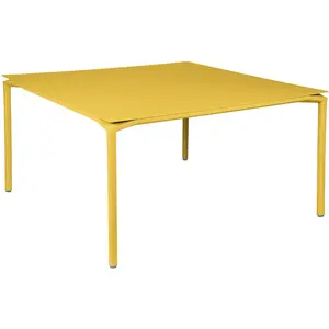 Table CALVI - C6 Miel structure - 140 x 140 cm FermobVendu parmade-in-design