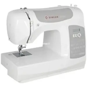 Comparateur de prix : Machine à coudre Singer C5205-CR - Blanc et gris - Cadre en métal lourd - 75 W