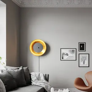 Comparateur de prix : By Rydéns Shelby applique, prise noire/dorée