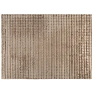 Comparateur de prix : PARIS PRIX Tapis imitation fourrure novis 200x290cm beige