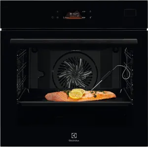 Comparateur de prix : Four Encastrable Vapeur 800 MealAssist avec SteamPro Electrolux EOB8S3...