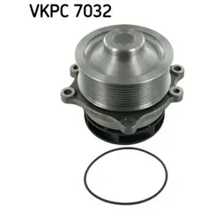 Pompe à eau SKF VKPC 7032 pas cher