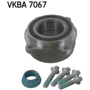 Kit de roulements de roue VKBA 7067 SKF VKBA7067 pas cher