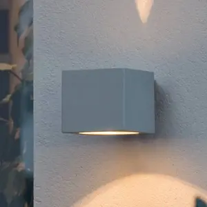 Comparateur de prix : Applique murale extérieure Modena, carrée G9 gris 7341-300 Konstsmide