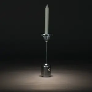 Comparateur de prix : Konstsmide Lampe de table LED rechargeable Cassis, argenté, aluminium,...
