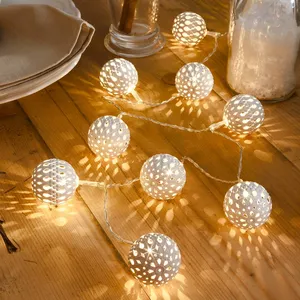 Konstsmide Christmas Guirlande lum. LED, boule métal, blanc, 10 lampesVendu paramazon