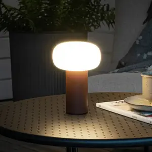 Comparateur de prix : Konstsmide Lampe table LED Antibes IP54 batterie RGBW rouille