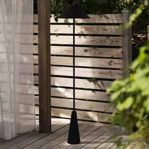 Globen Lighting Lampadaire d'extérieur rechargeable Cannes, noir, IP54Vendu parluminaire