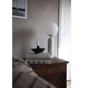 TORRANO white, Lampe de table, Globen LightingVendu parluminaire