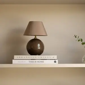 Lampe à poser LED rechargeable Globen Lighting Iris 16, marron, textil... pas cher