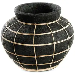 Bazar Bizar Vase en terre cuite noire naturel H23