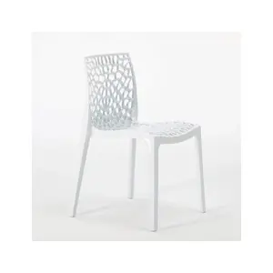 22 Chaises Gruvyer Grand Soleil nid d'abeille colorées promo prix stoc...Vendu parkaufland