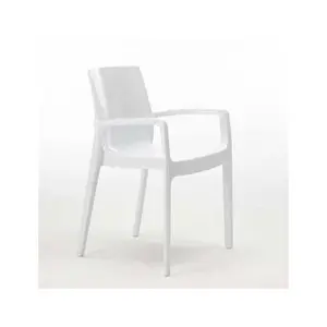 22 Chaises Cream Grand Soleil accoudoirs Restaurant offre stock, Coule... pas cher