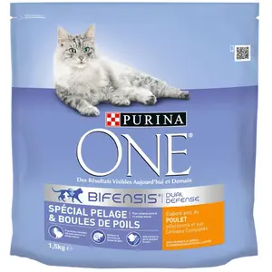 1,5kg Pelage & Boules de Poils PURINA ONE - Croquettes pour chat pas cher