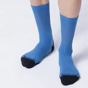 Comparateur de prix : X-Socks - Bike Perform Crew - Chaussettes de cyclisme taille 39-41, gris/noir