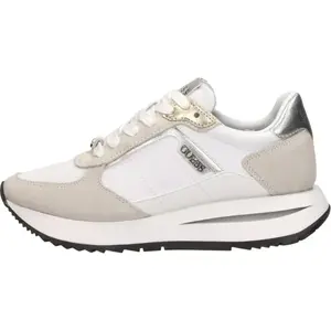 Baskets femme Guess Energy 38 pas cher