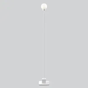 Northern lampe sur pied Snowball, blanc pas cher