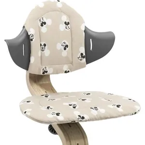 Coussin stokke® nomi® ocs x disney mickey signature 625705 pas cher