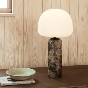 Comparateur de prix : Northern Kin Lampe de table LED, 760,