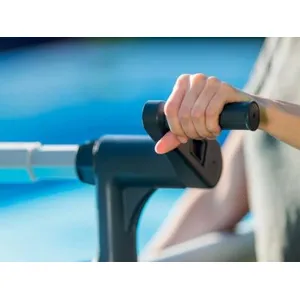 Intex Enrouleur + Bâche à bulles pour piscine tubulaire rectangulaire ... pas cher