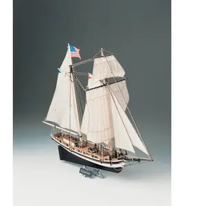 Maquette bateau en bois - COREL - Ranger - 46.5 cm - 39 cm - Echelle 1/50 pas cher
