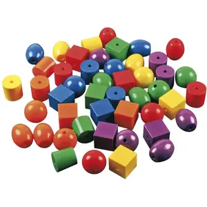 Comparateur de prix : Mega-perles à enfiler diam. 4,5 cm, set de 48 pces + 6 ficelles