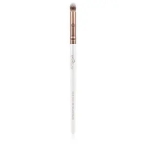 Luvia Prime Vegan Pointed Crease Brush - Elegance 330 Pinceau fard à paupière 1 art. pas cher