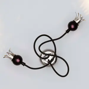 Serien Lighting Applique de designer Poppy avec un effet spécialVendu parluminaire